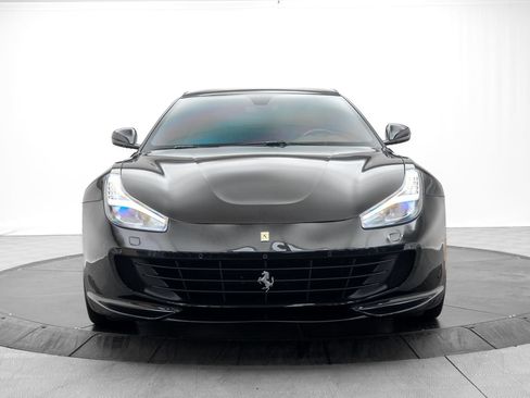 Used 2018 Ferrari GTC4Lusso T RWD image 2