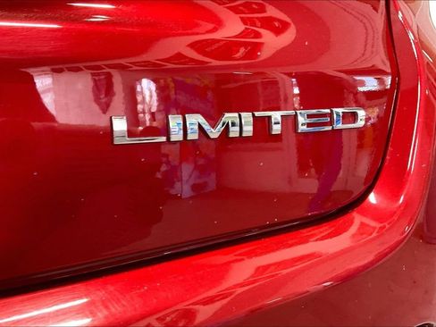 Used 2025 Jeep Compass Limited AWD/4WD image 19