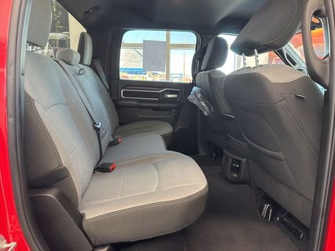 Used 2024 RAM 2500 Big Horn w/ Bed Utility Group image 9