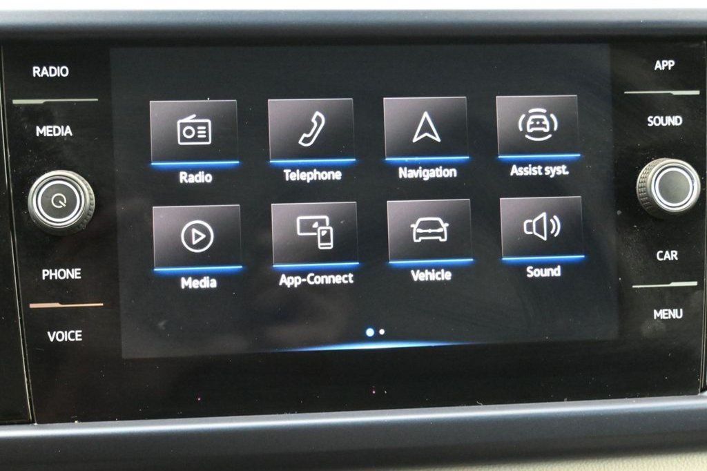 Used 2023 Volkswagen Taos SE w/ Panoramic Sunroof Package FWD image 43