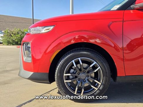 Used 2022 Kia Soul LX FWD image 9