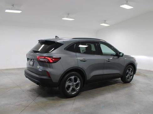 Used 2025 Ford Escape ST-Line AWD/4WD image 9