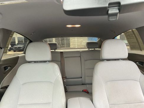 Used 2020 Chevrolet Malibu LT image 18