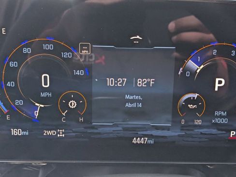 Used 2025 Chevrolet Suburban LT w/ Comfort Package image 12