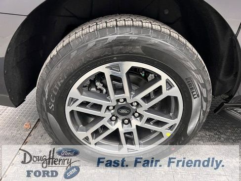 New 2026 Ford Expedition Max Active AWD/4WD image 16