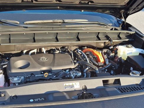 New 2026 Toyota Highlander Platinum AWD/4WD image 21
