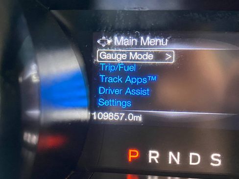 Used 2016 Ford Mustang Premium RWD image 21