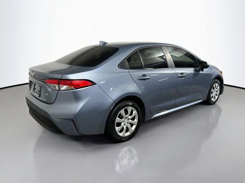Used 2024 Toyota Corolla LE FWD image 4