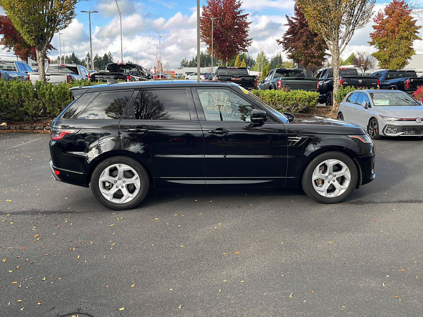 Used 2019 Land Rover Range Rover Sport HSE AWD/4WD image 4
