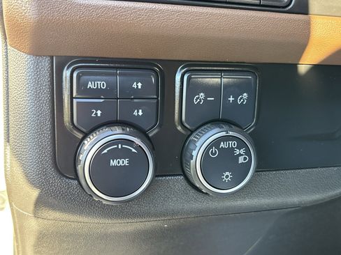 Used 2021 Chevrolet Tahoe High Country image 5