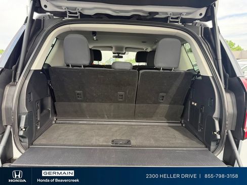 Used 2025 Ford Expedition Active AWD/4WD image 29