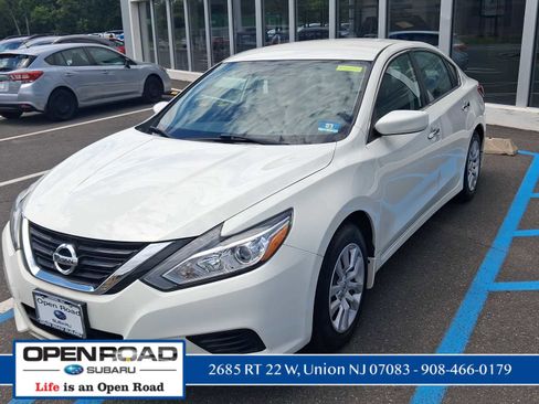 Used 2018 Nissan Altima 2.5 S w/ S Convenience Package FWD image 3