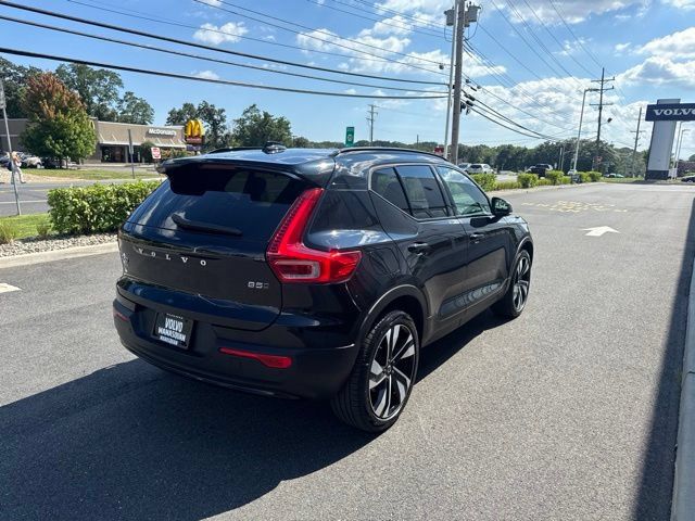Certified 2024 Volvo XC40 B5 Plus w/ Protection Package Premier AWD/4WD image 5