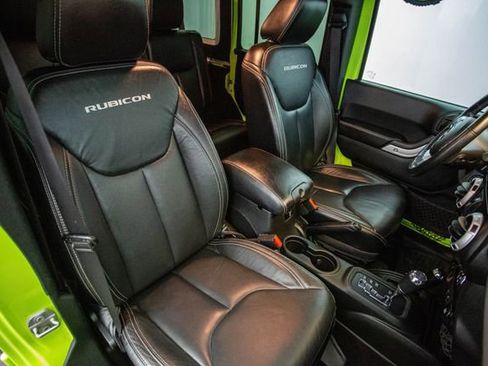 Used 2017 Jeep Wrangler Unlimited Rubicon image 21