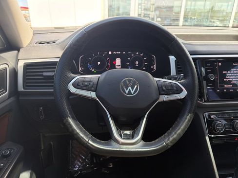 Certified 2023 Volkswagen Atlas SEL Premium AWD/4WD image 17