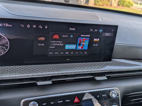 Used 2025 Genesis GV80 3.5T e-SC image 8