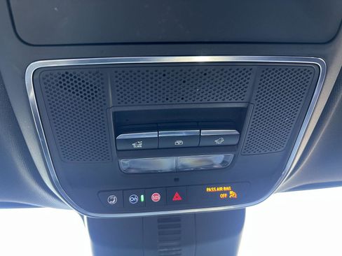 Certified 2024 Chevrolet Traverse RS w/ LPO, Floor Liner Package image 21