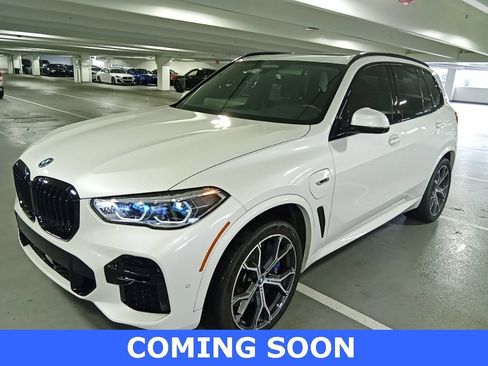 Used 2023 BMW X5 xDrive45e w/ Executive Package image 3