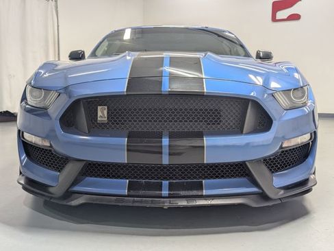 Used 2019 Ford Mustang Shelby GT350 w/ Technology Package RWD image 27