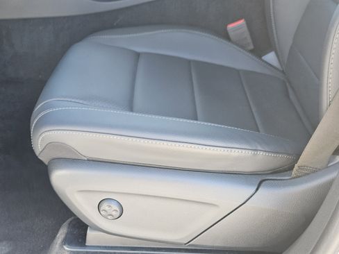 Certified 2025 Mercedes-Benz GLE 450 4MATIC image 24