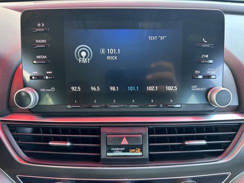 Used 2020 Honda Accord LX image 24