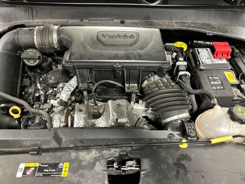 Used 2024 Jeep Compass Limited image 26