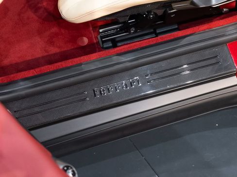 Certified 2022 Ferrari 812 GTS RWD image 25