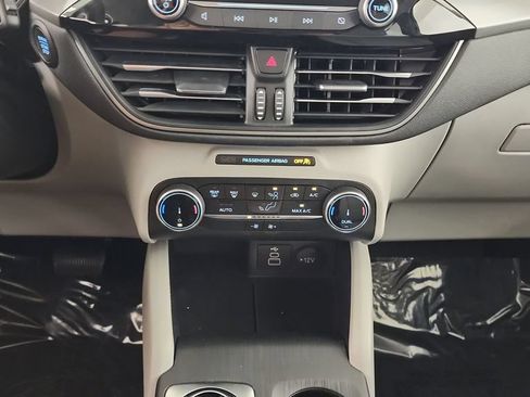 Certified 2024 Ford Escape Active FWD image 17