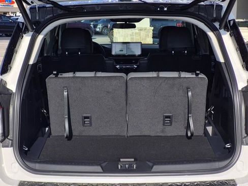 New 2026 Ford Explorer Active w/ Active Comfort Package image 10