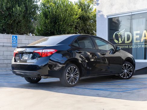 Used 2015 Toyota Corolla S FWD image 11