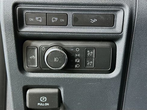 Used 2022 Ford F150 XLT w/ Equipment Group 302A High image 17