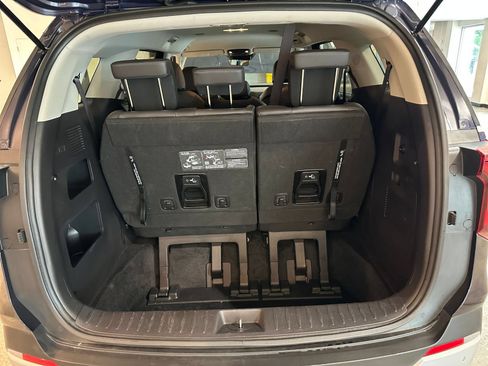 Used 2026 Kia Carnival FWD image 33