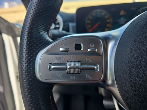 Used 2021 Mercedes-Benz CLA 35 AMG 4MATIC image 27