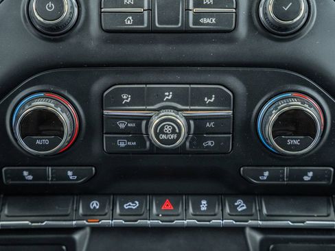 Used 2020 Chevrolet Silverado 1500 LT Trail Boss w/ Convenience Package image 29