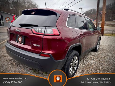 Used 2021 Jeep Cherokee Latitude Plus w/ Sun & Sound Group image 11