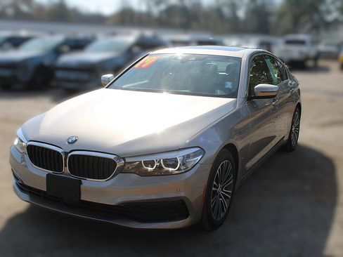 Used 2019 BMW 530i image 16