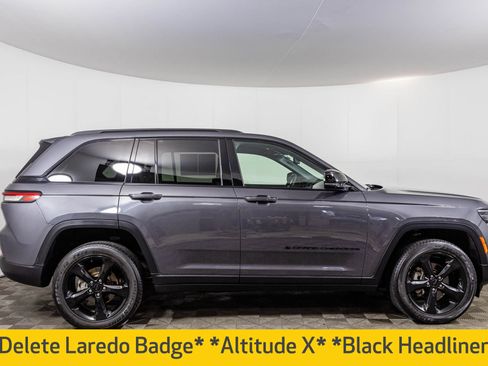 Used 2024 Jeep Grand Cherokee Altitude AWD/4WD image 16