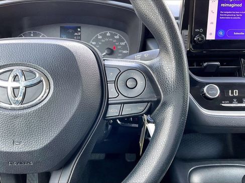 Used 2024 Toyota Corolla LE FWD image 28