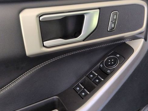 Used 2023 Ford Explorer XLT w/ Equipment Group 202A image 9