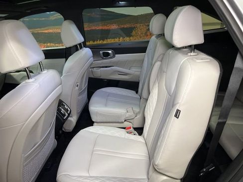 Used 2025 Kia Sorento SX Prestige image 52