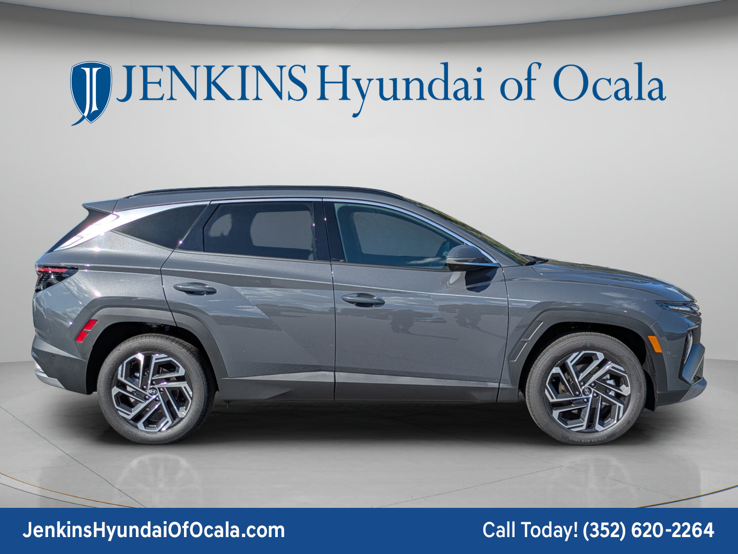 New 2026 Hyundai Tucson Limited FWD image 2