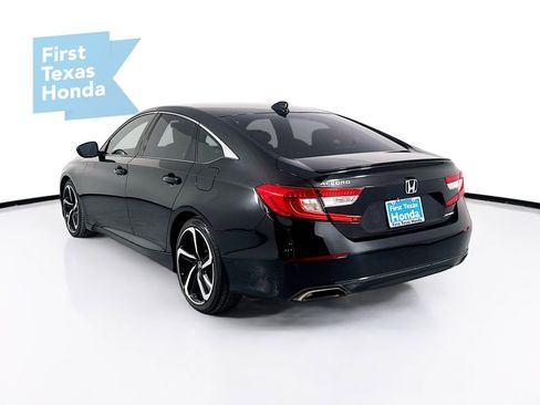Used 2018 Honda Accord Sport image 5