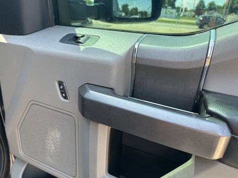 Used 2021 Ford F250 XLT w/ XLT Premium Package image 21