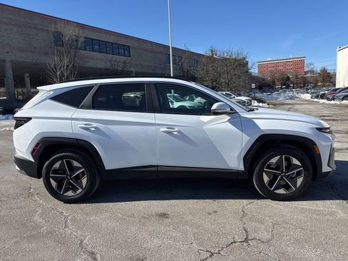 Certified 2025 Hyundai Tucson SEL image 19