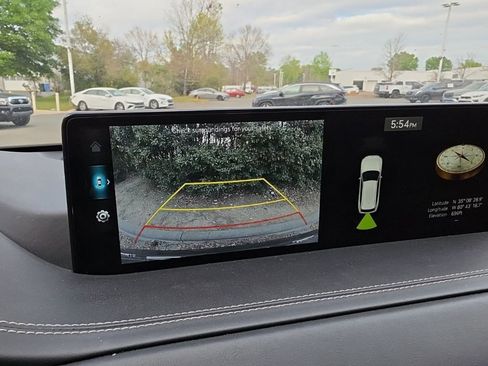 Used 2024 Genesis GV80 2.5T image 10