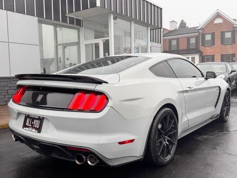 Used 2016 Ford Mustang Shelby GT350 w/ Technology Package image 8
