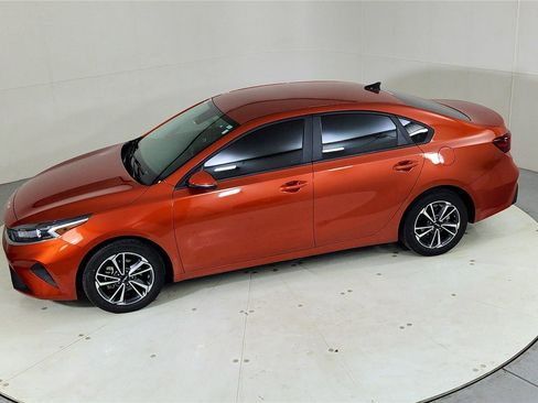 Used 2023 Kia Forte LXS w/ LXS Technology Package image 19