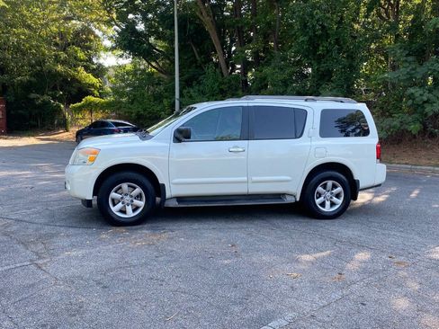 Used 2013 Nissan Armada SV AWD/4WD image 8
