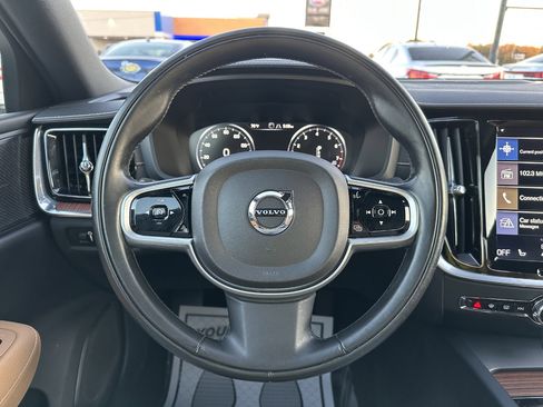 Used 2019 Volvo S60 T6 Inscription image 14