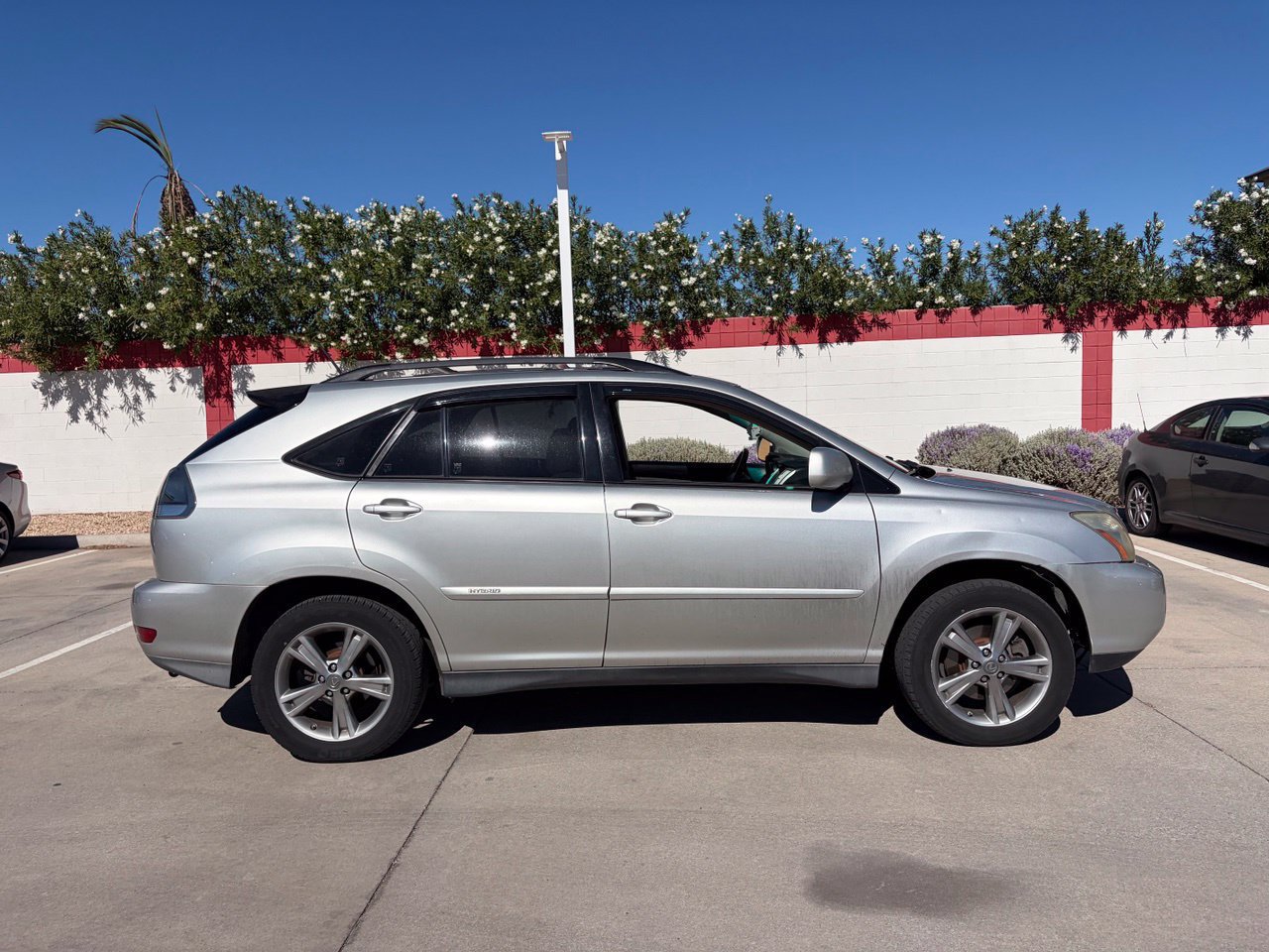 Used 2007 Lexus RX 400h AWD image 3
